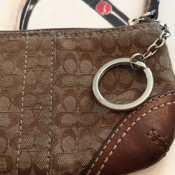 Authentic Coach Keychain Purse. - Picture 12 of 12